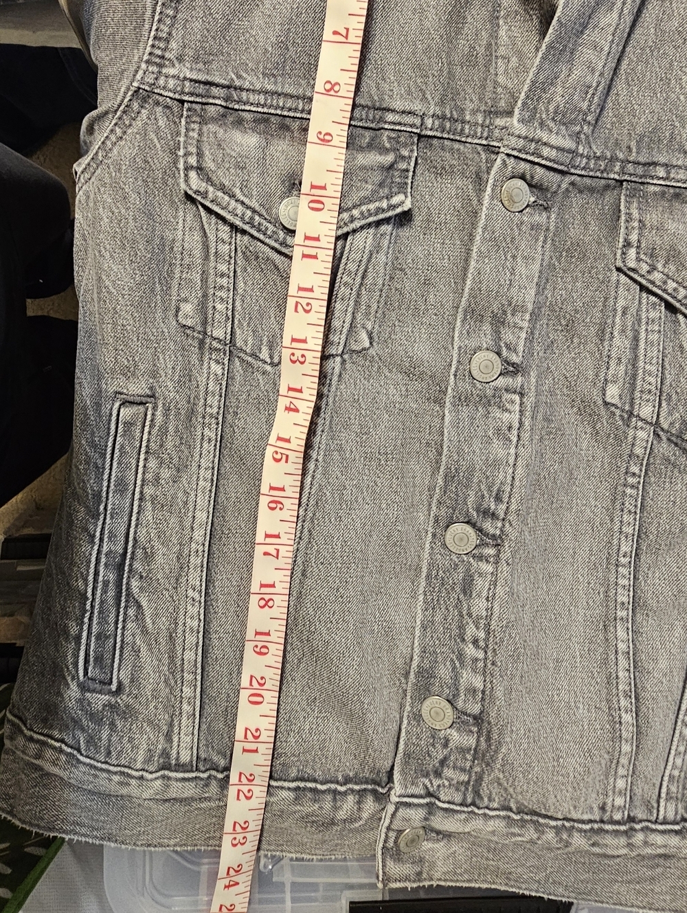 Lucky Brand "Weekend Trucker" Grey Denim Jacket Men’s Medium Distressed - Picture 10 of 10